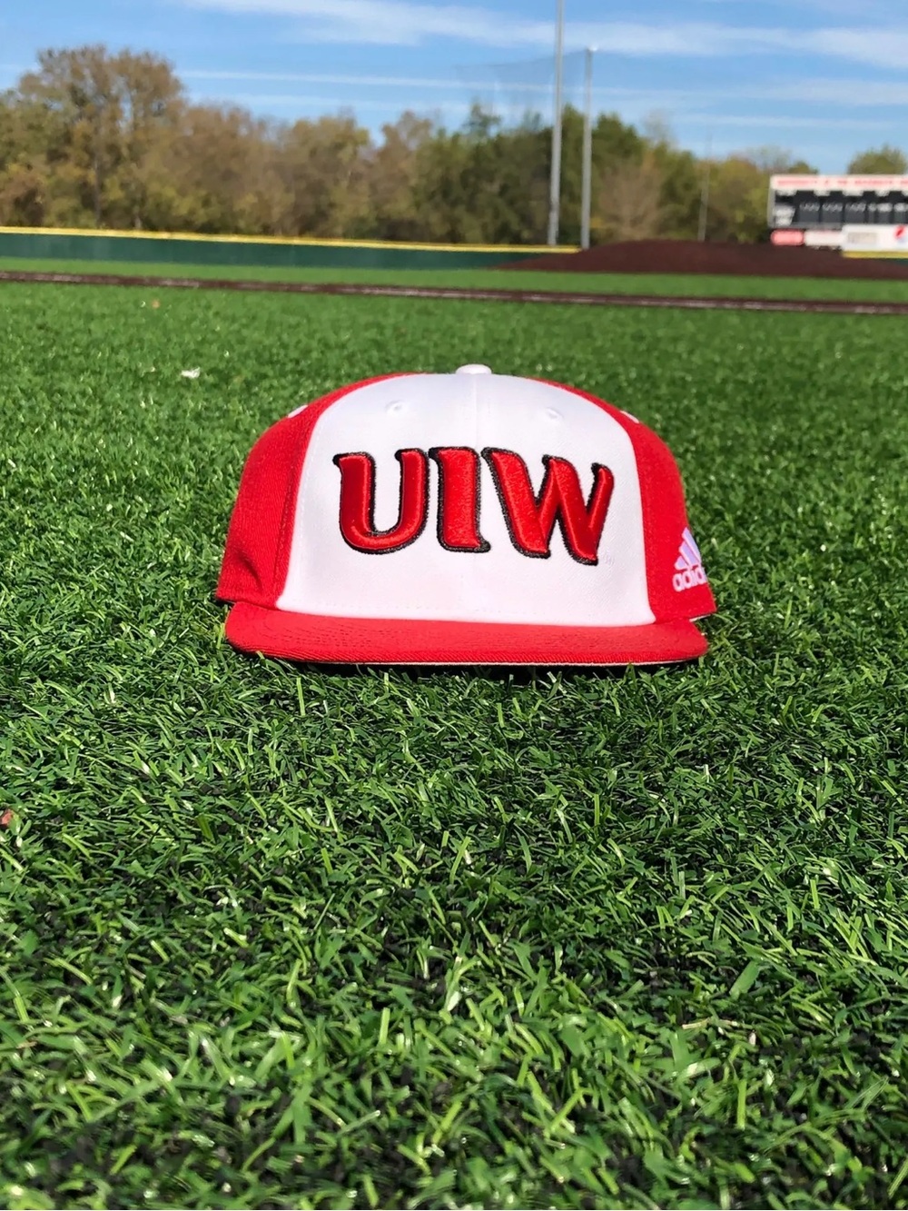 NWT Adidas University Of The Incarnate Word Cardinal Fitted Baseball Cap 7 3/4